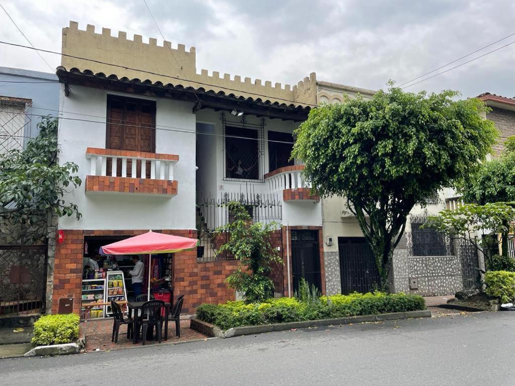 Hotel Ayenda Sarayu House Medellín Exteriér fotografie
